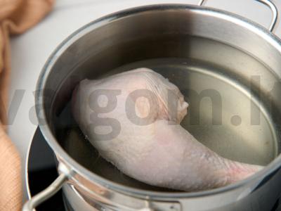 Špinatų sriuba su kiaušiniu Žingsnis 1