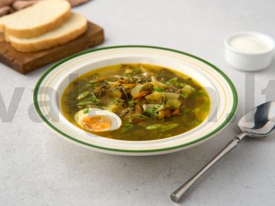 Špinatų sriuba su kiaušiniu pagrindine nuotrauka