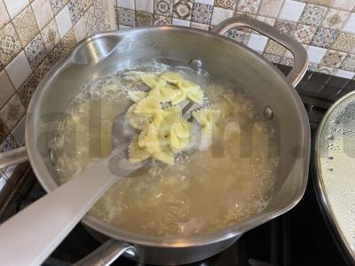 Makaronai „Karbonara su bekonu“ Žingsnis 4