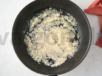 Risotto su špinatais ir sūriu Žingsnis 2