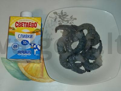 Tigro krevetės su tagliatelle makaronais pomidorų-grietinėlės padaže Žingsnis 2