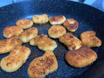 Namų burgeris su vištienos stripsais Žingsnis 1