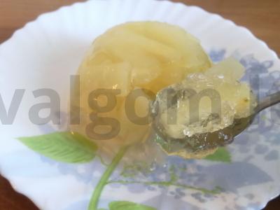 Ananasų želė iš konservuotų ananasų pagrindine nuotrauka