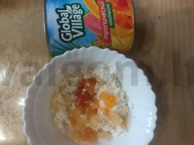 Varškė su vaisiais, medumi ir cinamonu Žingsnis 2