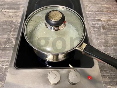 Grietininiai ryžiai su vištiena ir sezamu Žingsnis 3