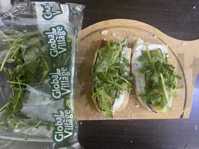 Tostai su varškės sūriu, baklažanu ir kiaušiniu Žingsnis 4