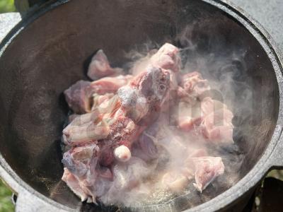 Šurpa katile Žingsnis 2