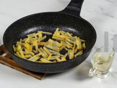 Salotas „Arabų“ su keptomis bulvėmis Žingsnis 3