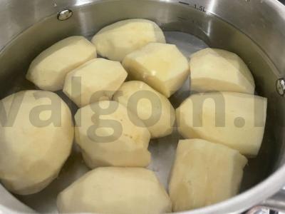 Pyragėliai su keptais grybais ir bulvėmis Žingsnis 6