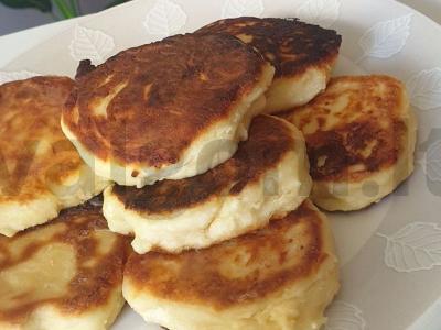 Sūrio blynai „Dietiniai“ pagrindine nuotrauka