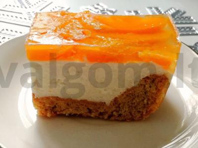 Persikų sūrio pyragas pagrindine nuotrauka