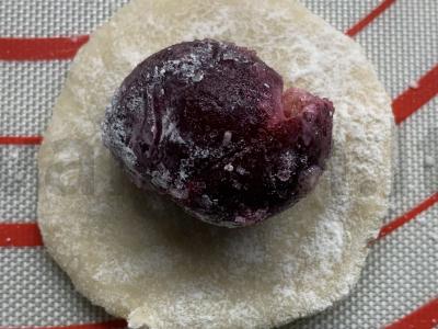 Koldūnai su šaldytomis vyšniomis Žingsnis 7