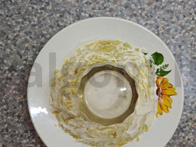 Rytinis salotas su žuvies konservais ir bulvėmis Žingsnis 4