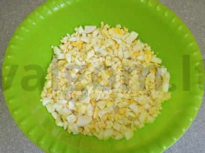 Okroška su rūkytomis dešromis ant duonos kvaso Žingsnis 1