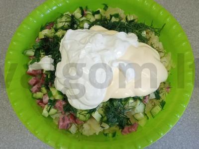 Okroška su rūkytomis dešromis ant duonos kvaso Žingsnis 7