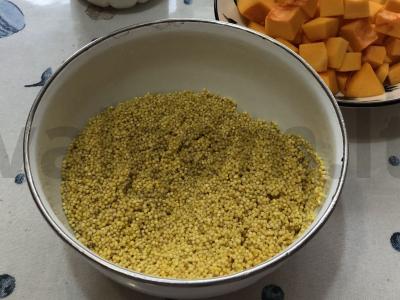 Kukurūzų košė su moliūgo gabaliukais Žingsnis 2