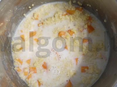 Pšenių košė su pienu ir moliūgu Žingsnis 3