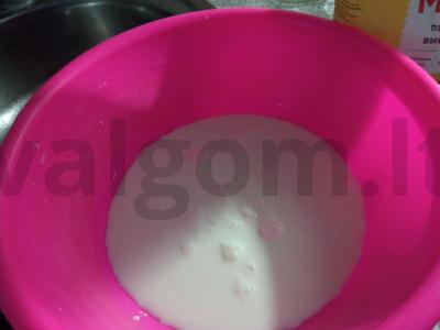 Blynai su jogurtu Žingsnis 1