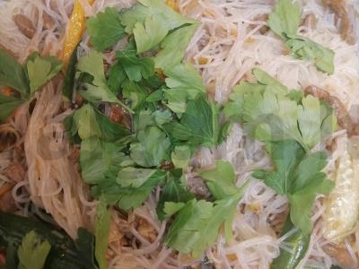 Daržovių salotas su jautiena ir funchoza Žingsnis 13