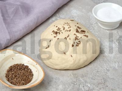 Vegetariška duona su sūrymu Žingsnis 1