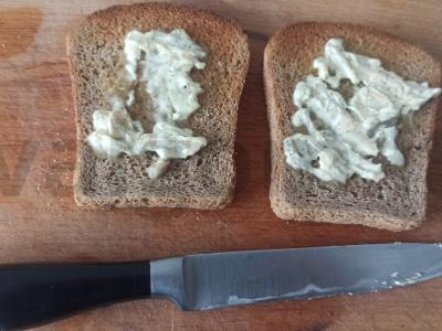 Tostai su sviestu ir riešutais Žingsnis 2