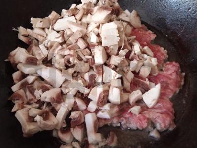 Krepšeliai su faršu ir sūriu šventiniam stalui Žingsnis 3