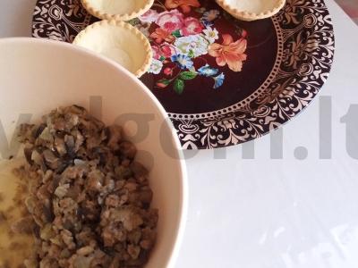 Krepšeliai su faršu ir sūriu šventiniam stalui Žingsnis 5