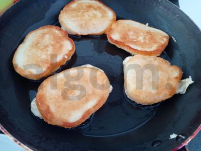 Purūs blynai su obuoliu pusryčiams Žingsnis 3