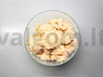 Vištienos kotletai su pupelėmis ir daržovėmis Žingsnis 2