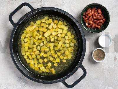 Daržovių troškinys su rūkytomis dešromis Žingsnis 2