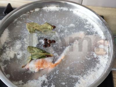 Biudžetinė raudonos žuvies žuvienė Žingsnis 4