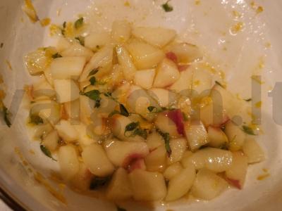 Saldus nektarinų padažas Žingsnis 3