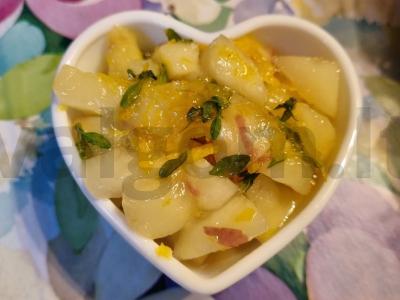 Saldus nektarinų padažas pagrindine nuotrauka