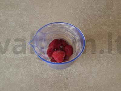 Kremiškas varškės desertas su vaisiais Žingsnis 5