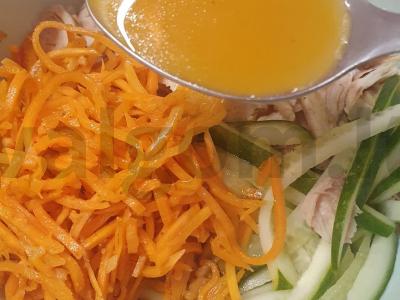 Salotas „Vištiena korėjietiškai“ Žingsnis 4