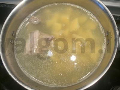 Žirnių sriuba su šonkauliais Žingsnis 5