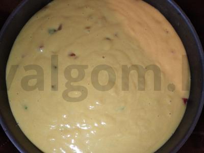 Moliūgų pyragas su cukatais Žingsnis 4