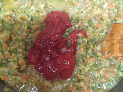 Aštrus adjika žiemai iš cukinijų Žingsnis 2