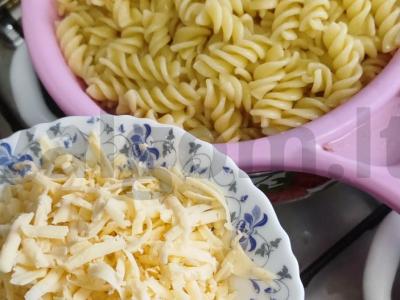 Makaronai su kietu sūriu Žingsnis 2