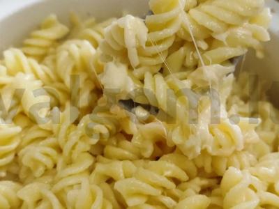 Makaronai su kietu sūriu Žingsnis 3
