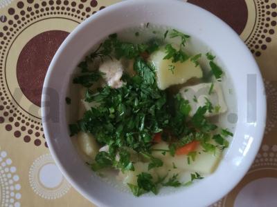 Greitas vištienos krūtinėlės sriuba pagrindine nuotrauka