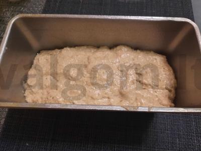 Ruginė-kvietinė duona ant rauginto tešlos Žingsnis 11