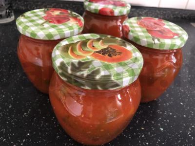 Neįprastai skanus lečo pagrindine nuotrauka