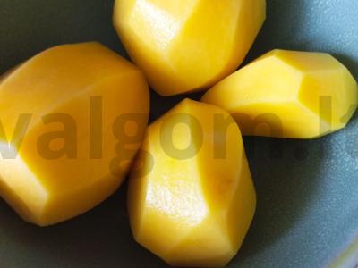 Sotūs daržovių sriuba su mėsos sultiniu Žingsnis 2