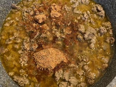 Laivų makaronai su mėsos faršu ir prieskoniais Žingsnis 3