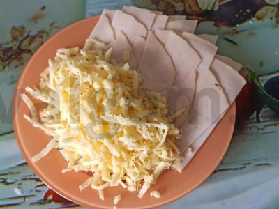 Šaurma „Pavasarinė“ su sūriu ir kalakutienos kumpiu Žingsnis 2