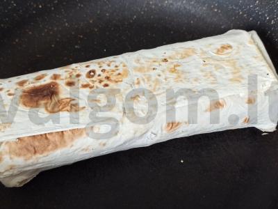 Šaurma „Pavasarinė“ su sūriu ir kalakutienos kumpiu Žingsnis 8