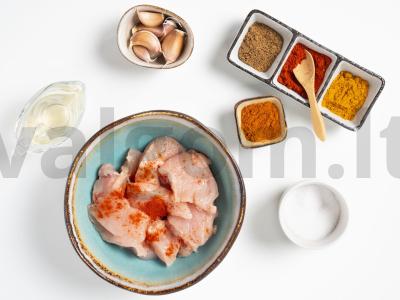 Kalakutienos filė su salierų šaknimi Žingsnis 1