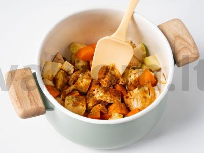 Kalakutienos filė su salierų šaknimi Žingsnis 2