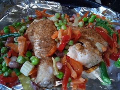 Vištiena prieskoniuose, kepta su karibų daržovių mišiniu Žingsnis 3